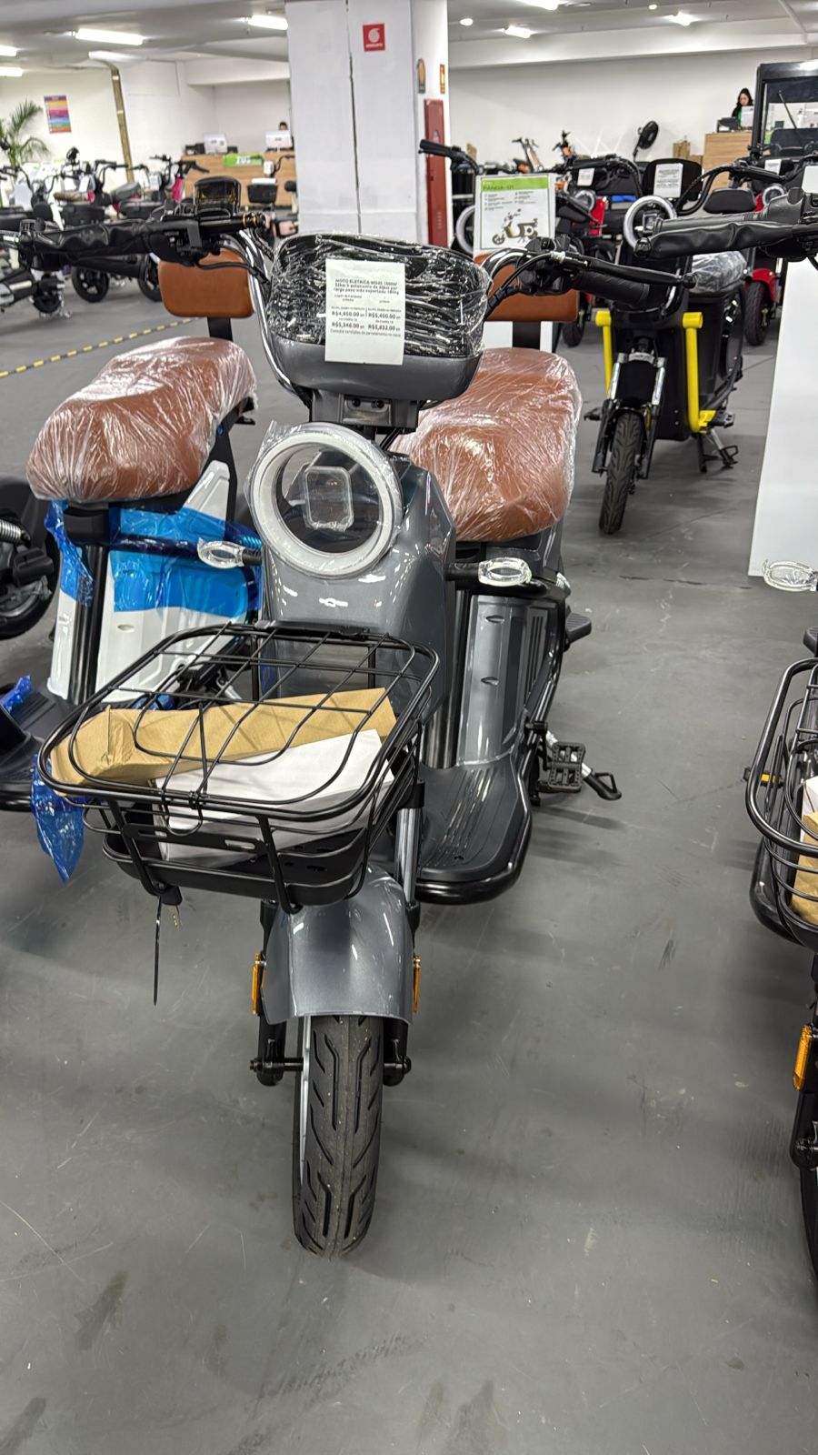 Scooter Elétrica Urban Retro Cinza 2 Lugares